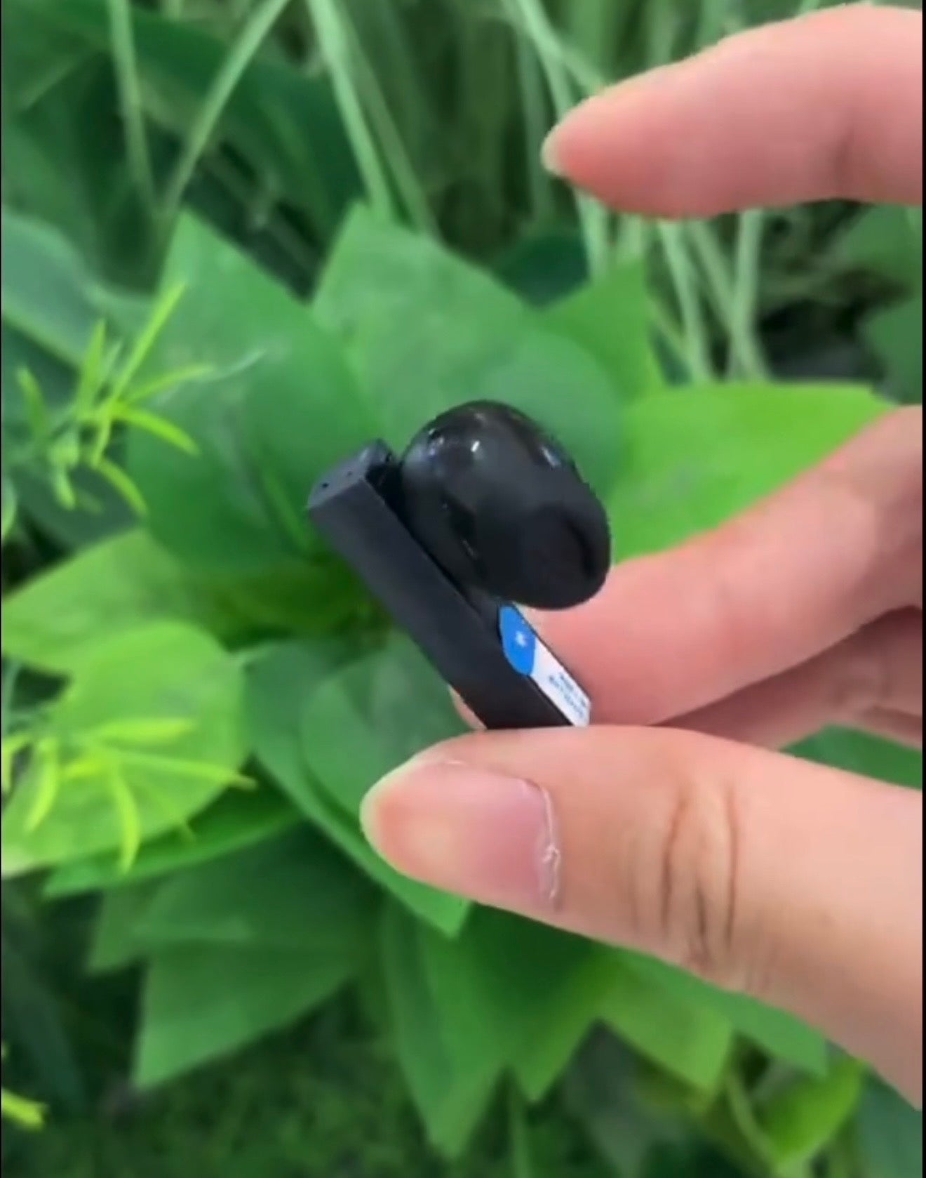 AI Smartwatch with Translator Earbuds – Bluetooth Call, Fitness Tracker & Real-Time Language Translation